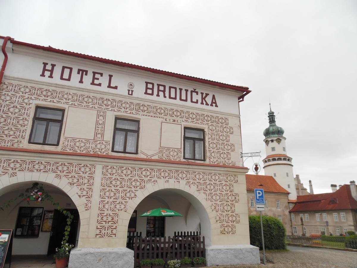Nové Město nad Metují Hotel U Broucka מראה חיצוני תמונה